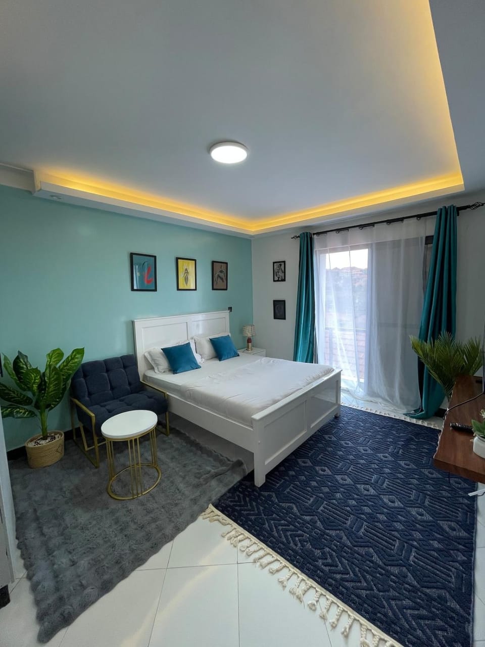 Monas Sunset Pad Apartment in Kampala