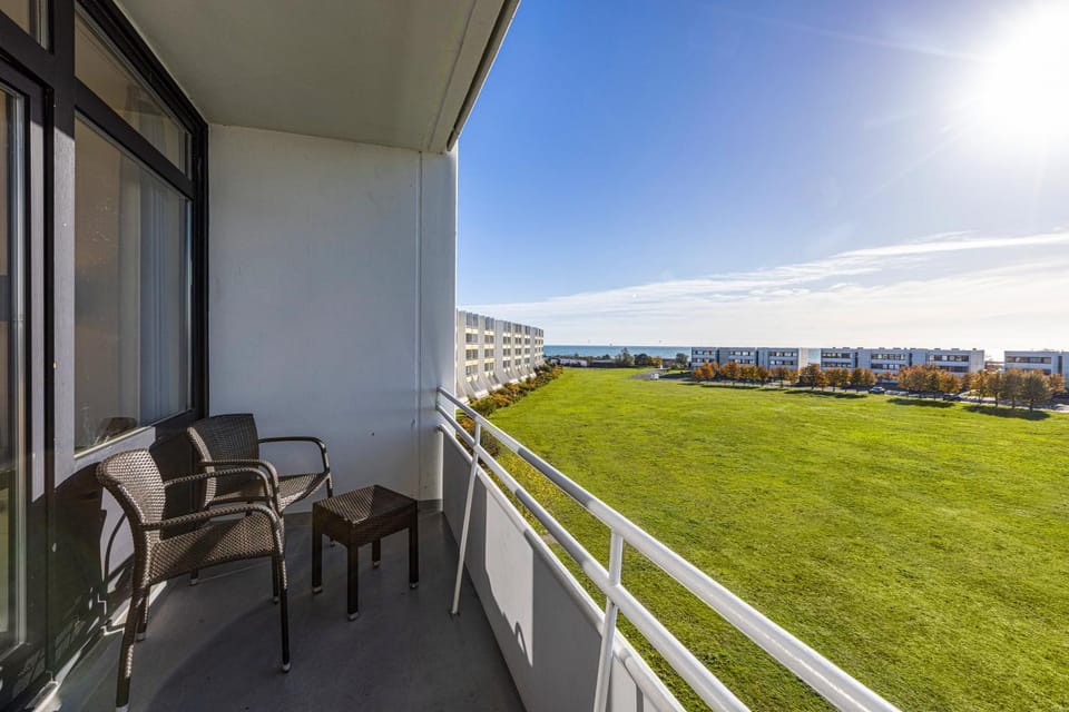 Property building, View (from property/room), Balcony/Terrace