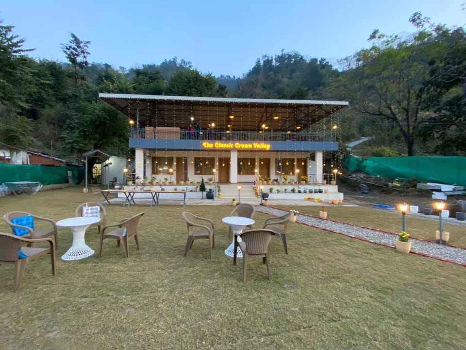 Theclassiccrownvalley Resort in Dehradun
