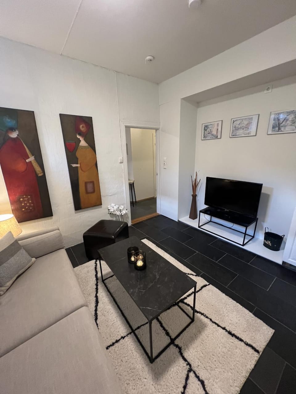 TV and multimedia, Living room, Seating area