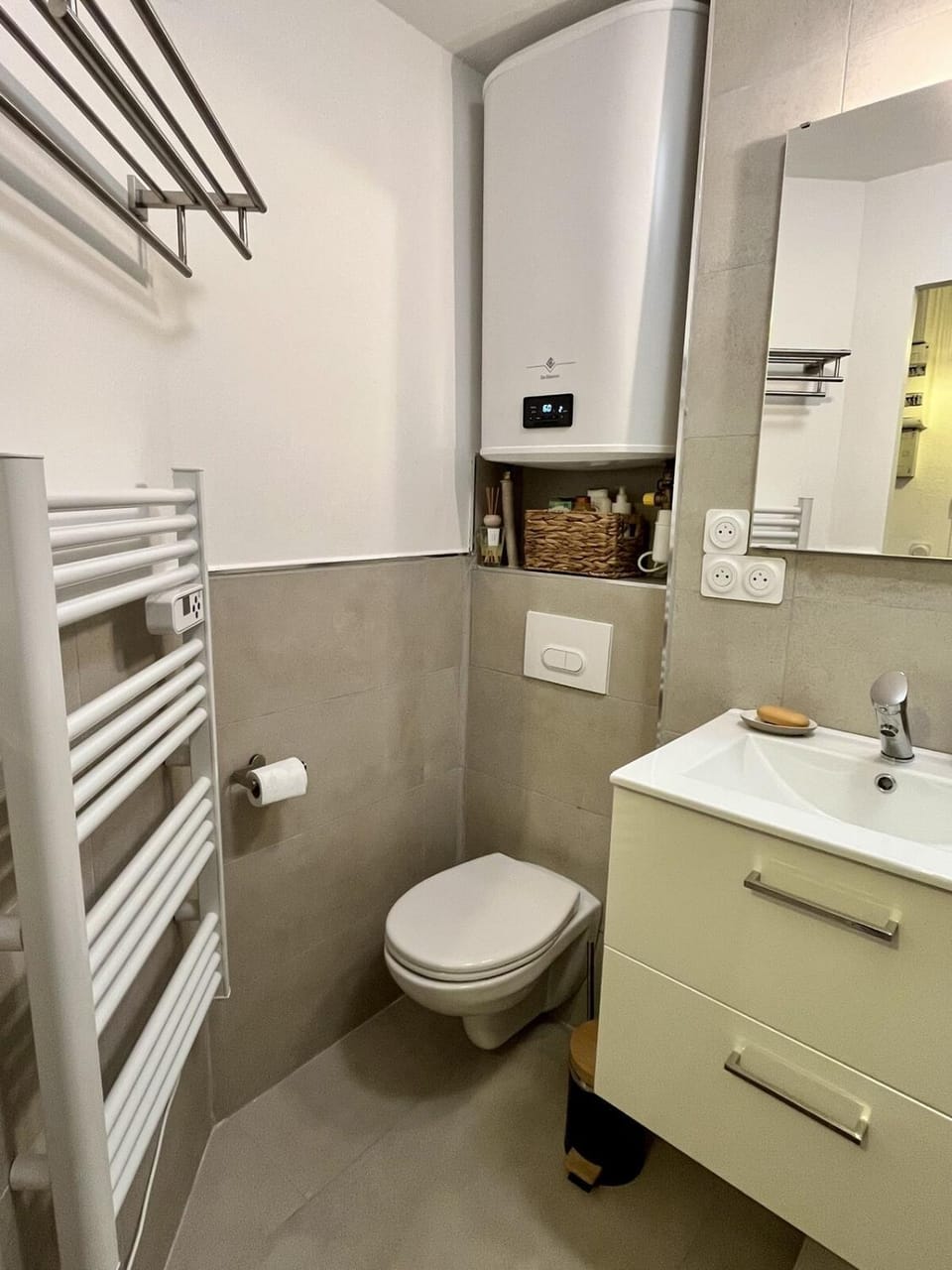 Toilet, Bathroom