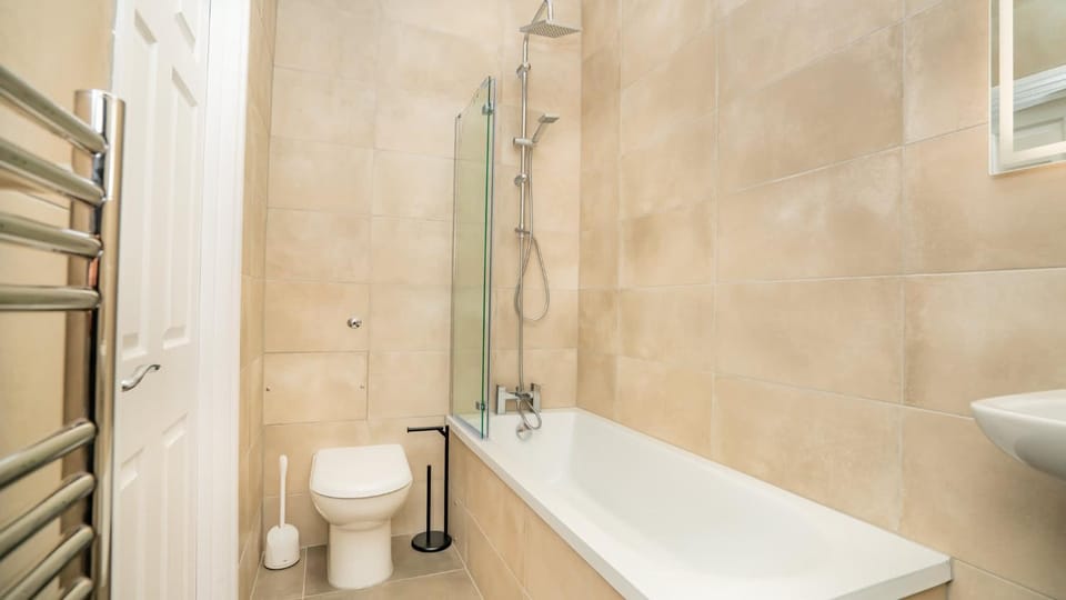 The Cheltenham Suites - Stunning 2 Bed Apartment Apartment in Cheltenham
