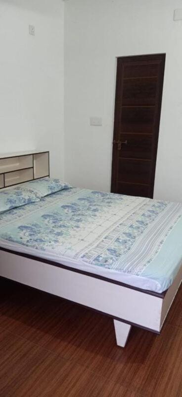 Garden Beach House in Vypin