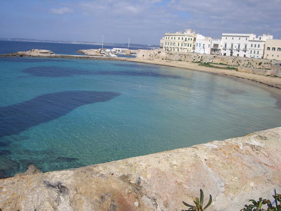 Nearby landmark, Neighbourhood, Natural landscape, Beach