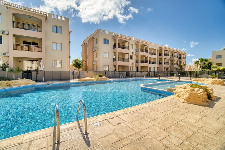 Patio, Swimming pool