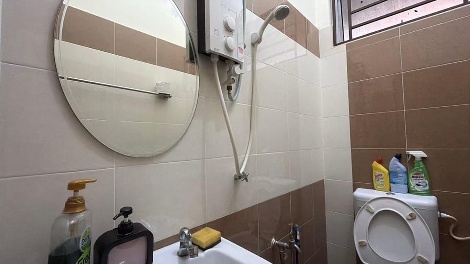 Toilet, Bathroom
