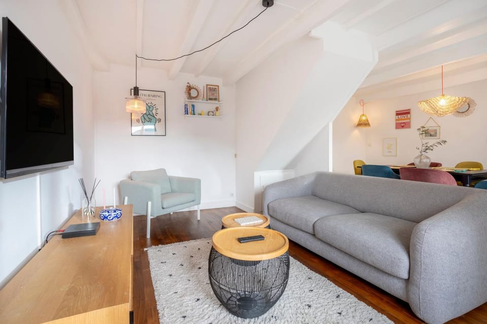 Property building, Living room