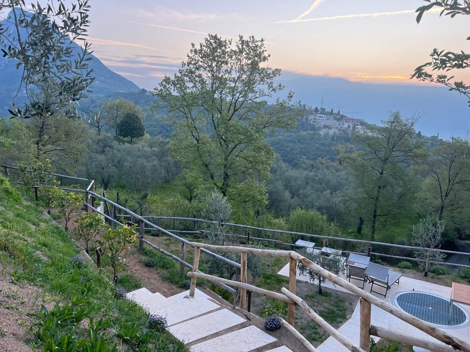 Dream Gardasee Chalet con giardino mediterraneo House in Lake Garda