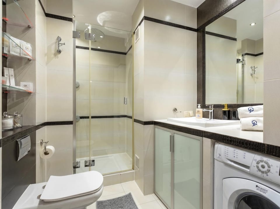 Shower, Toilet, Bathroom, Bath, towels, washing machine, dryer