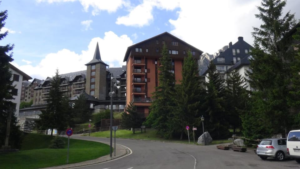 Ibón de Catieras Apartment in Formigal
