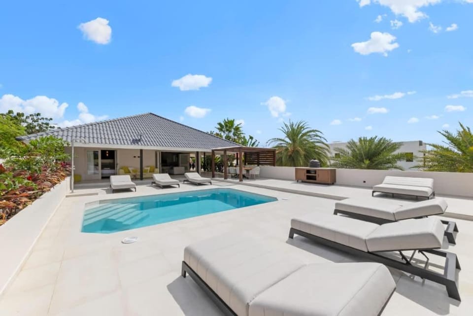 Luxe Family Villa with Pool & Gym in Vista Royal Jan Thiel Villa in Jan Thiel