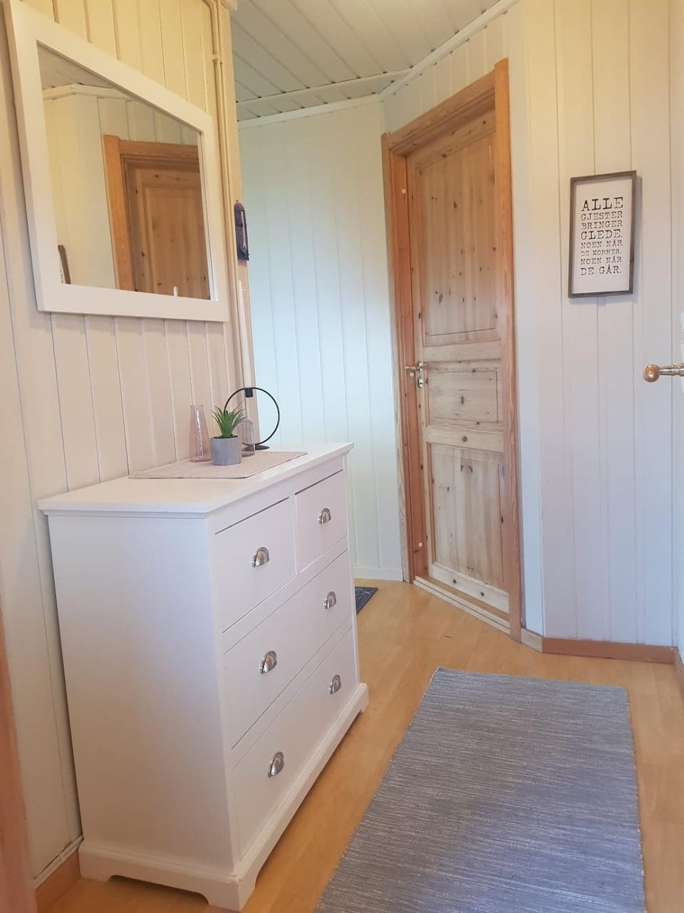 Cabin in stunning surroundings in Neverfjord Cabin in Troms Og Finnmark