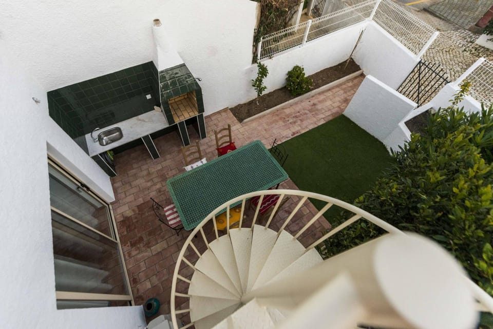 90 seconds to the beach House in Luz