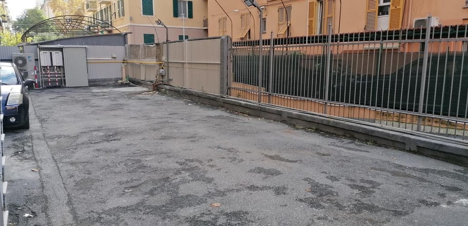 Property building, Street view, Parking