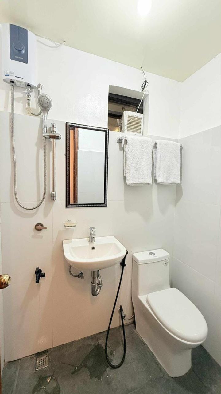 Lucy's Tiny Homes Bed and Breakfast in Puerto Princesa