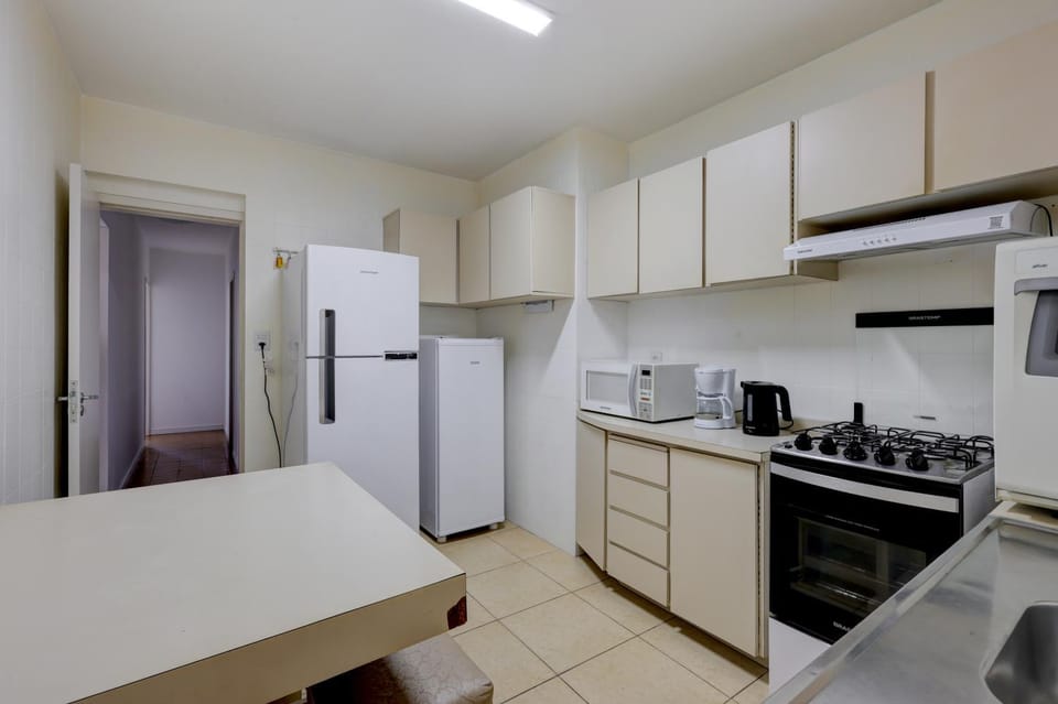 Ed. Acácias A Apartment in Camboriú