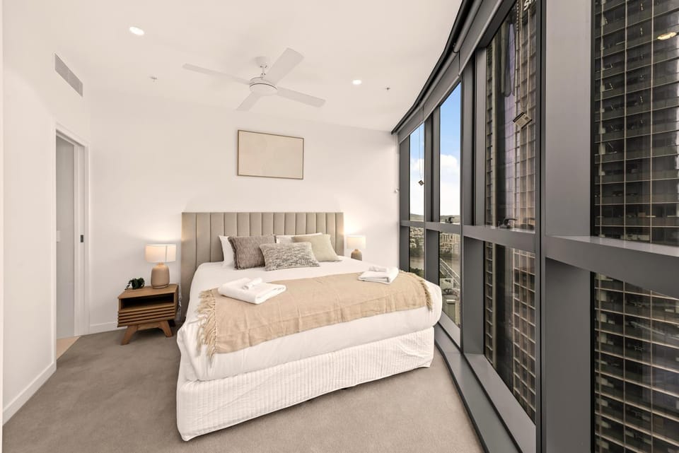 Bed, Photo of the whole room, Bedroom, towels, air conditioner
