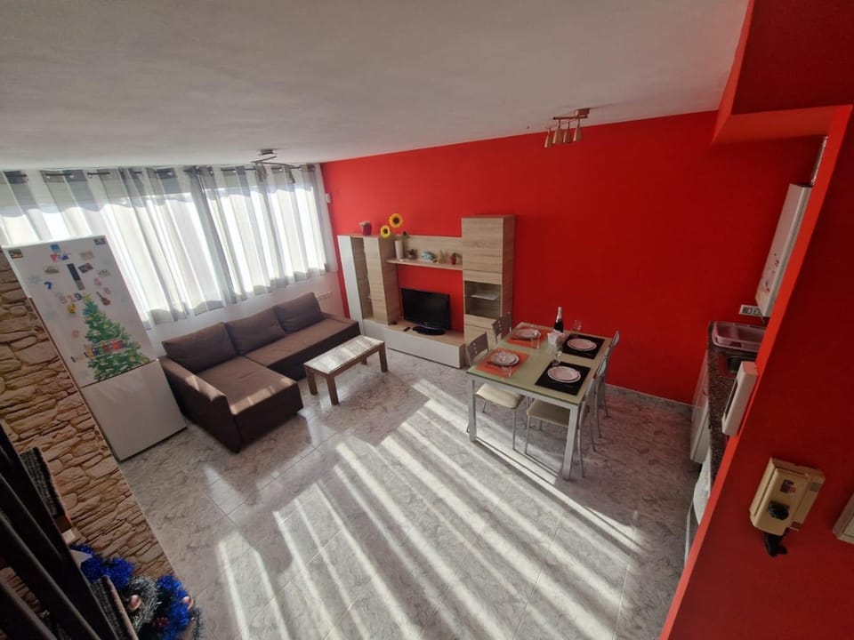 Kitchen or kitchenette, Living room, Seating area