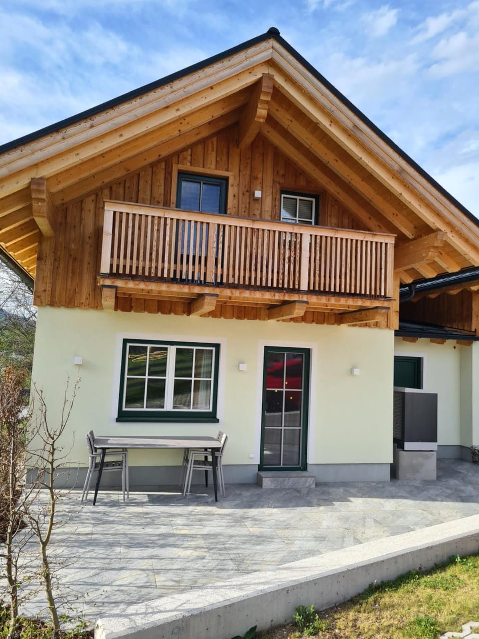 Property building, Balcony/Terrace