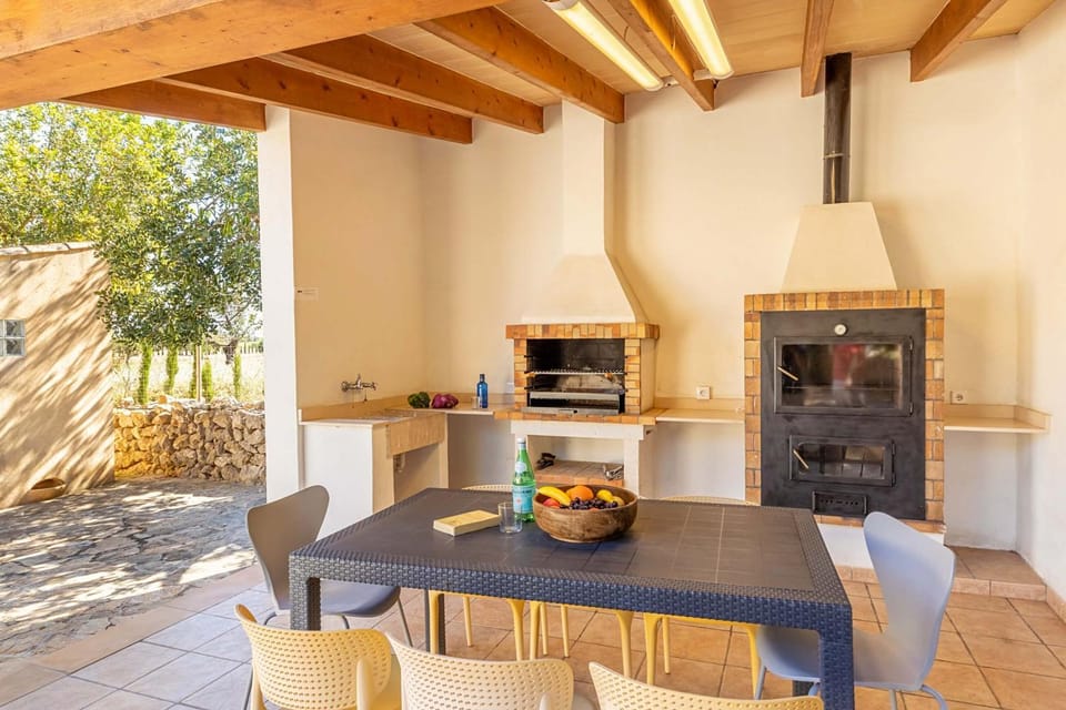 Property building, BBQ facilities