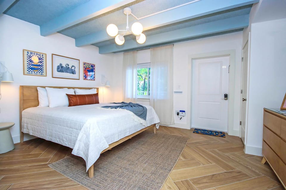 Bed, Bedroom, wardrobe