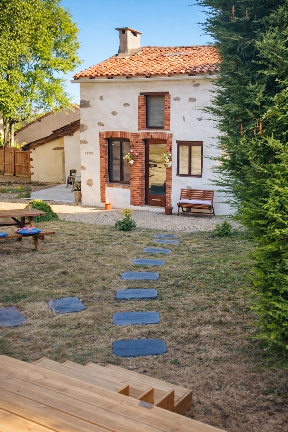 Property building, Garden, Garden view