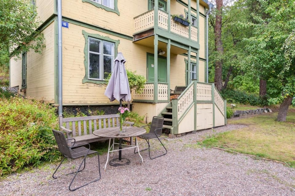 Historic apartment by the water STHLM Apartment in Solna