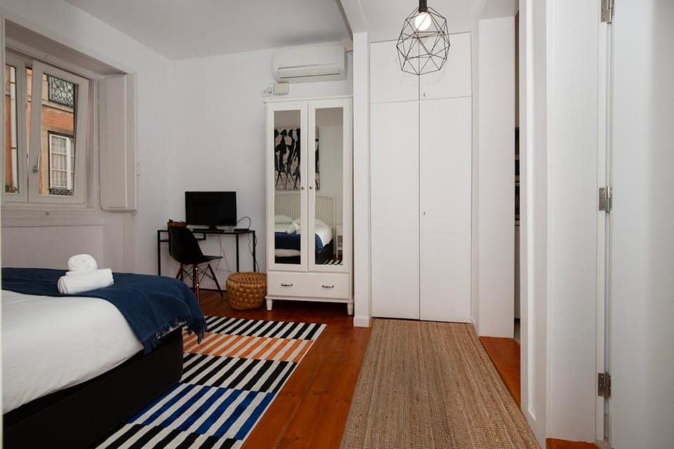 Apartamento Praça das Flores Apartment in Lisbon