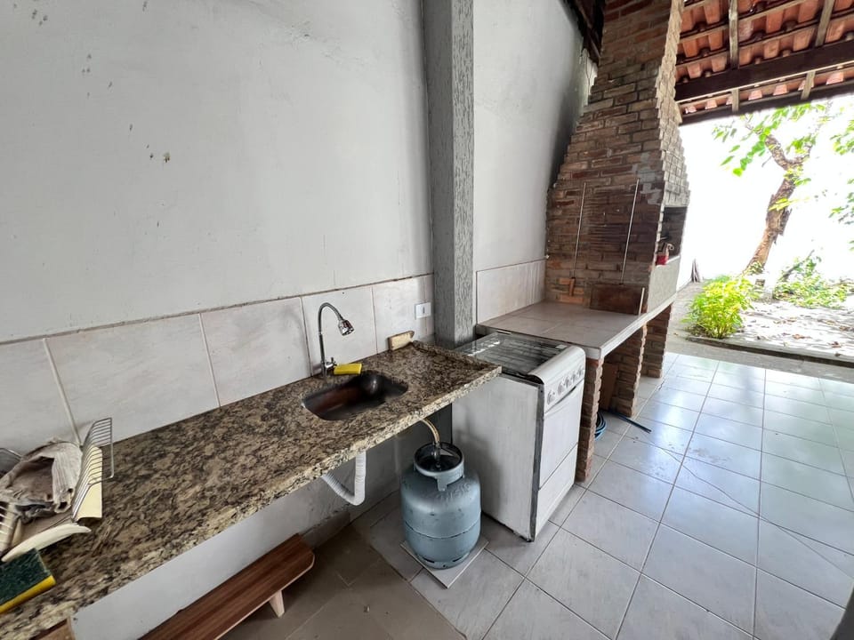 Sobrado Indaia 3 dormitorios House in Caraguatatuba