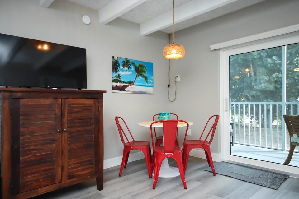 TV and multimedia, Dining area, Evening entertainment