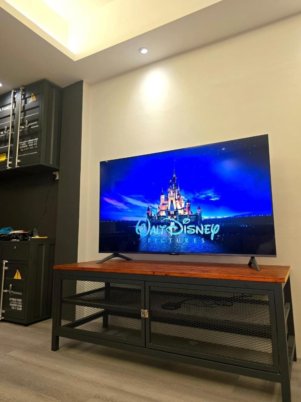 New JONQ Stay 7pax Near Jonker 2 mins Apartment in Malacca