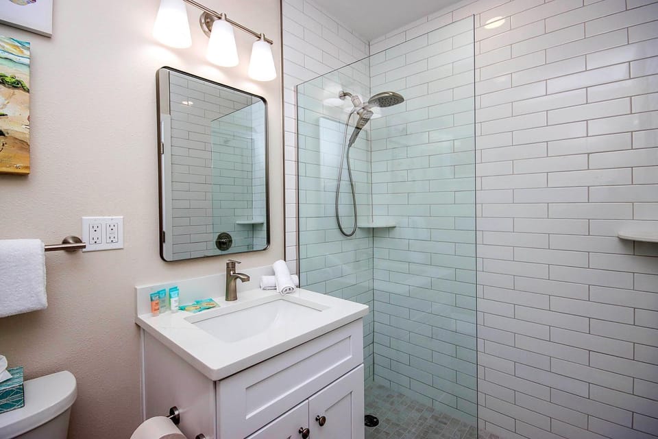Shower, Bathroom, towels