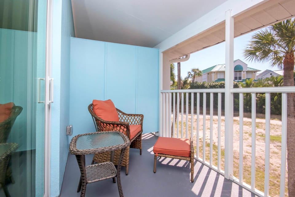 Patio, Day, View (from property/room), Balcony/Terrace, Seating area