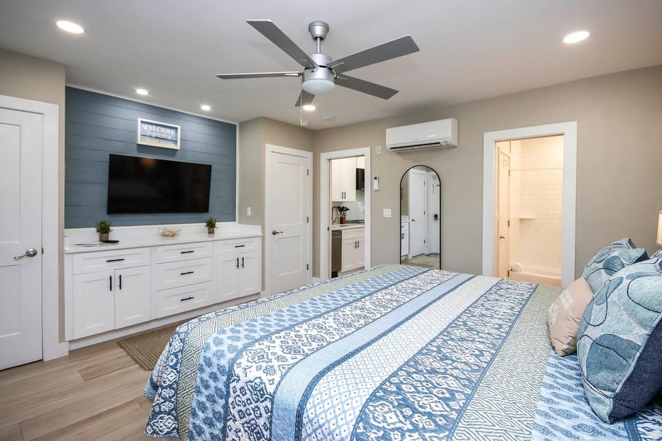 Relax & Unwind 1BR Near Beach - Colony Inn 41 Apartment in Sanibel Island