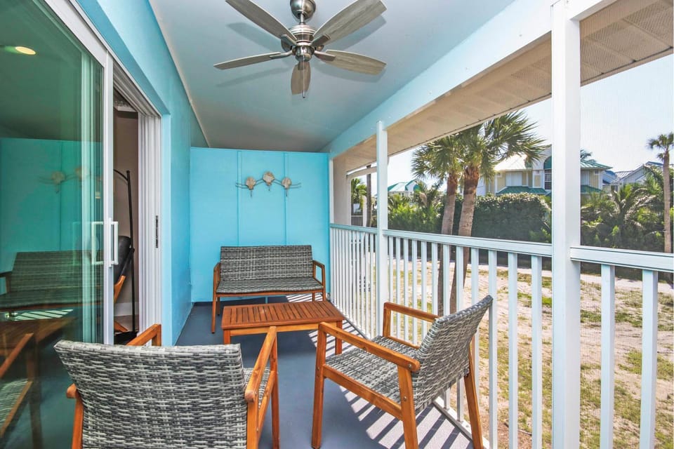 Property building, Balcony/Terrace