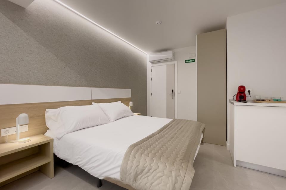 6 de Mayo alojamientos Hotel in Valencian Community