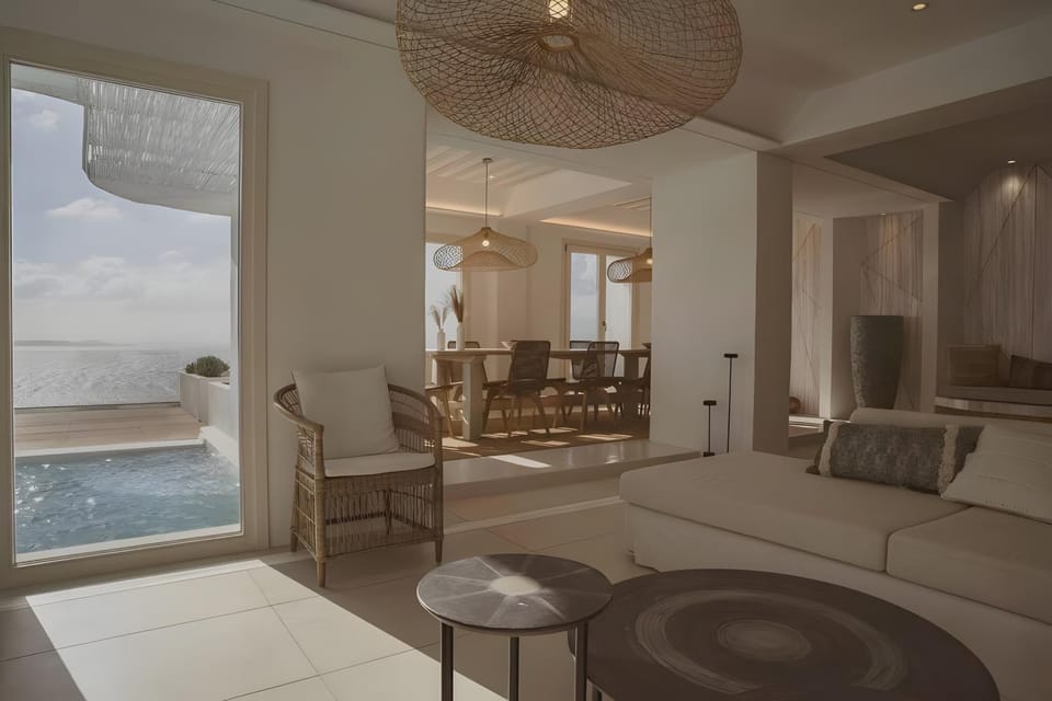 Property building, Living room