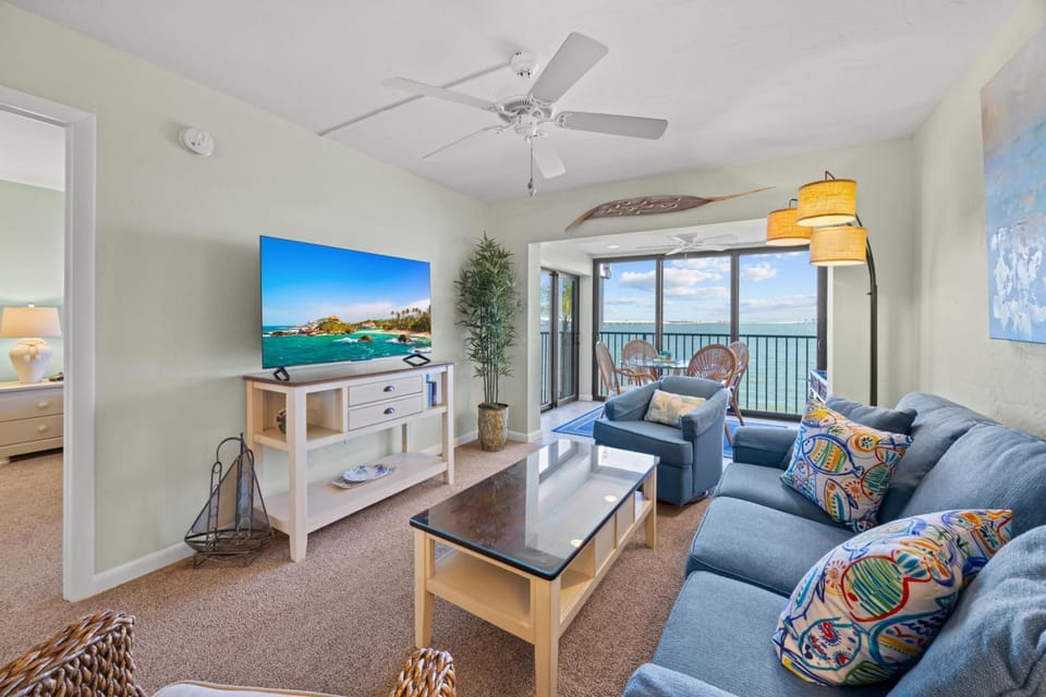 Mariner Pointe 1022 House in Sanibel Island