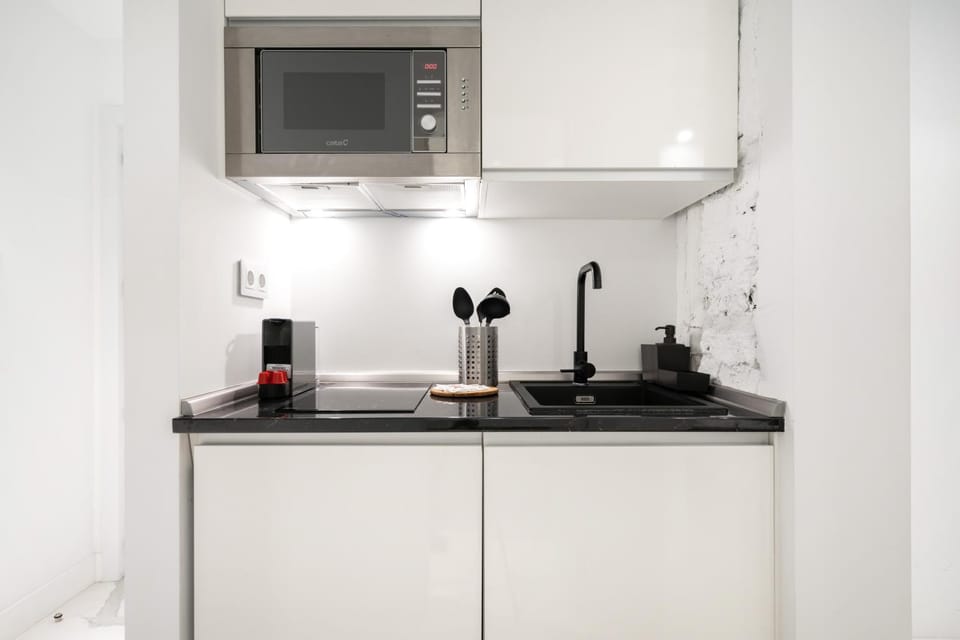 Kitchen or kitchenette, stove