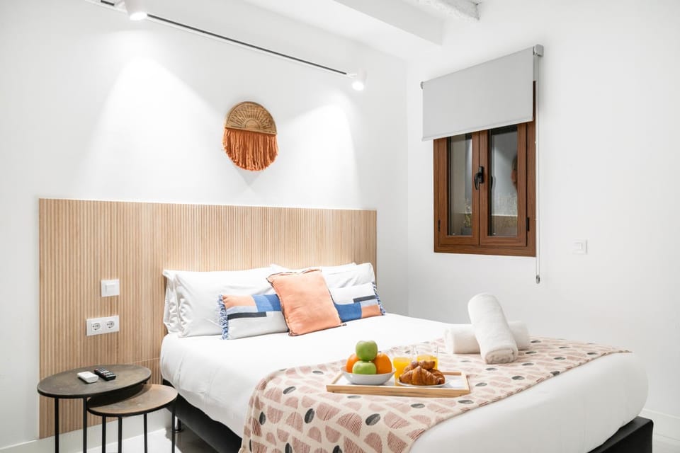 Bed, Photo of the whole room