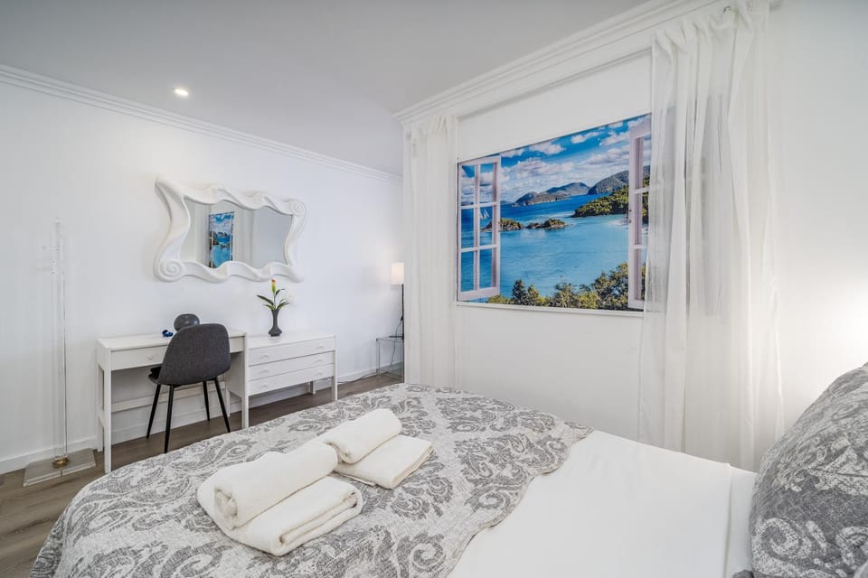 Living room, Bedroom