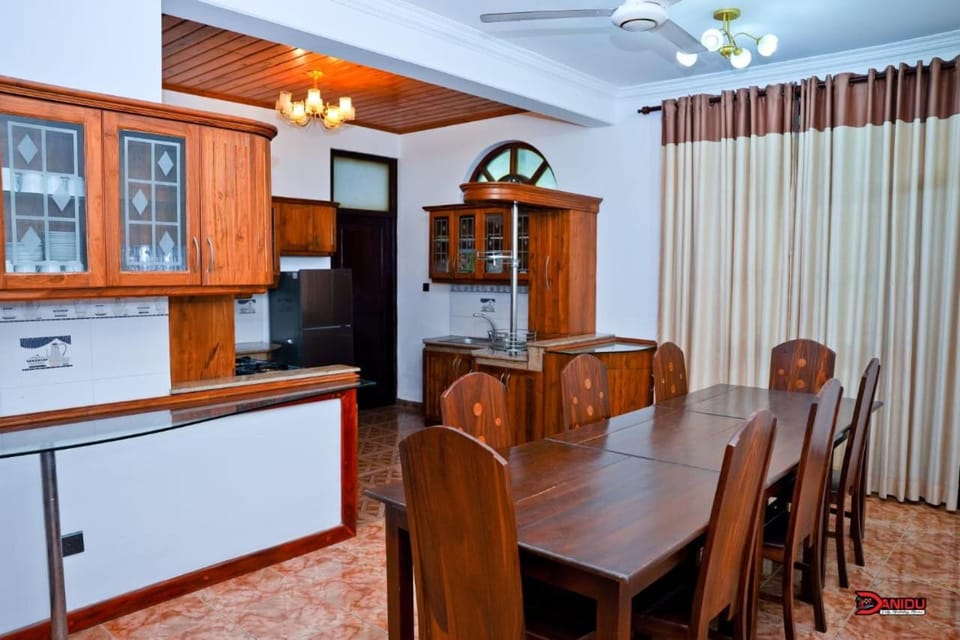 Danidu City Holiday Home Hotel in Sri Lanka