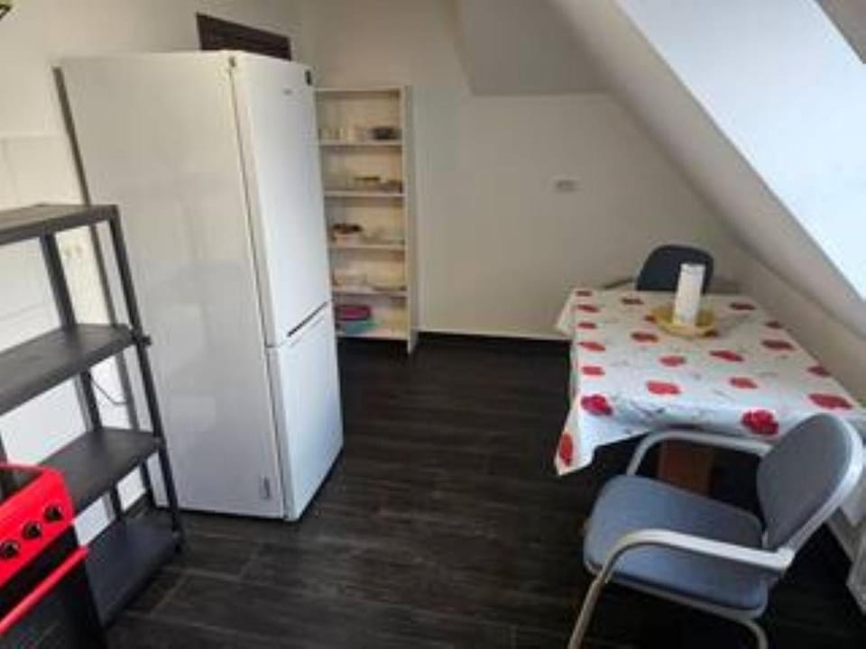 Schöne Vollausgestattete Monteurs- Gästewohnung in der Gartenstadt Leuna und nähe Geiseltalsee 2408 Apartment in Thuringia, Germany