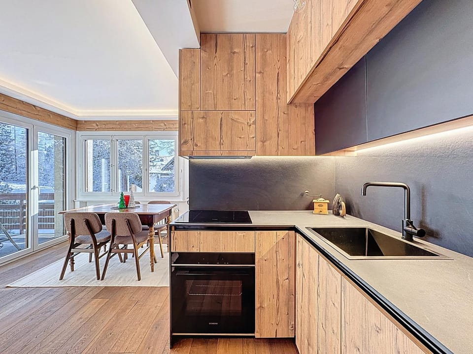 Kitchen or kitchenette