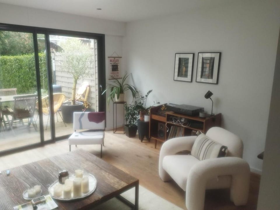 Maison avec jardin a 5mn en vélo de Lille centre Villa in Lille