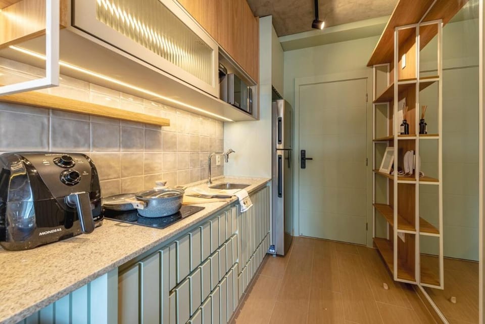 Studio top 20º andar 150 m do metro Brooklin com piscina Apartment in Sao Paulo City