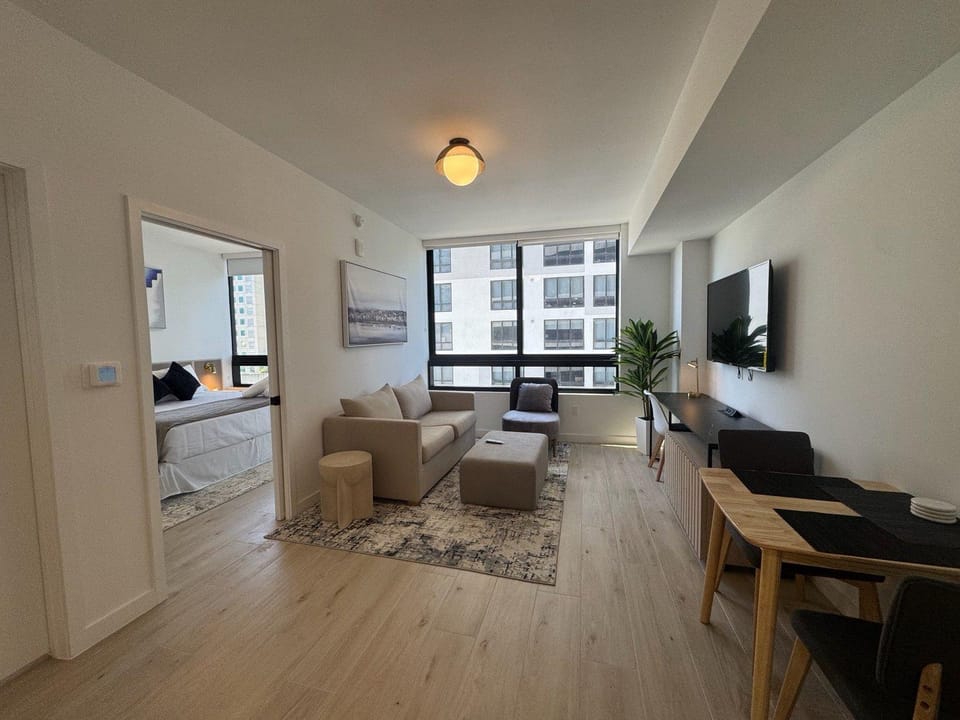 Luxury Condo at District 225 - Downtown Miami Prime Location Apartment in Miami