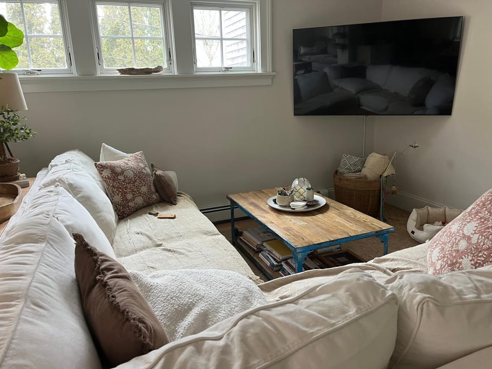 Perfect Padanaram! House in South Dartmouth