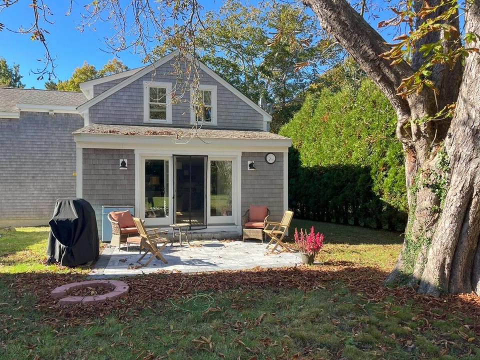 Perfect Padanaram! House in South Dartmouth