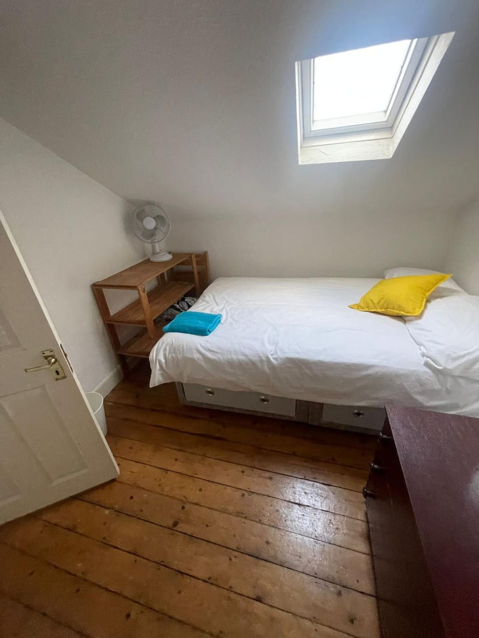 The Lagan Pad - 4-Bed Home with Free Parking Sleeps 9 Apartment in Belfast